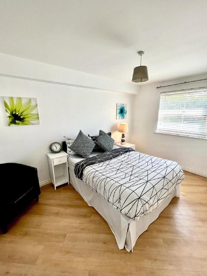 Apartment Chancellor Court